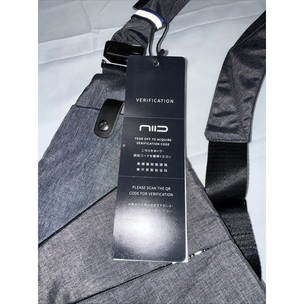 NWT NIID FINO Sling Bag Shoulder Crossbody Bag Slim Multipurpose Daypack Unisex
